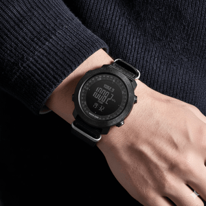 Relogio_Digital_Masculino_Modelo_Apache_46_No_pulso