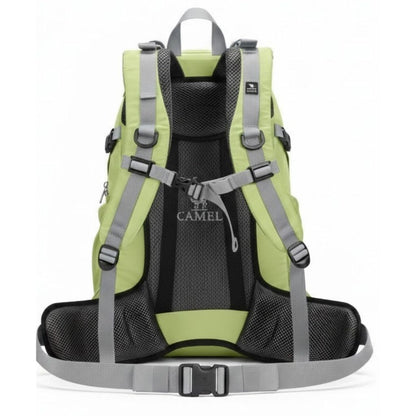 mochila de trilha traseira